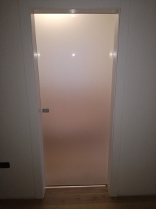 PORTA IN VETRO